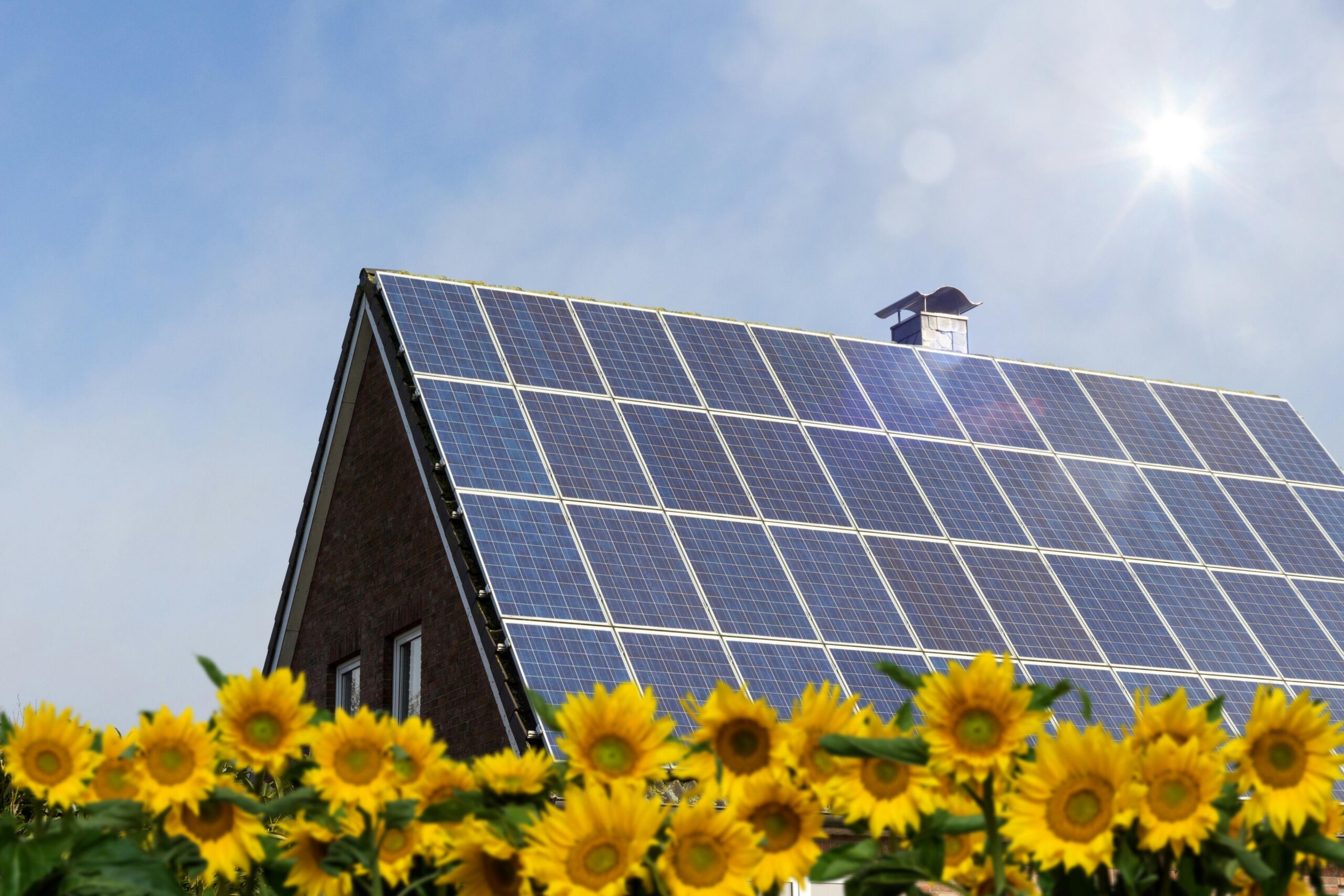 Consuel panneau solaire : comment l’obtenir, documents obligatoires et prix