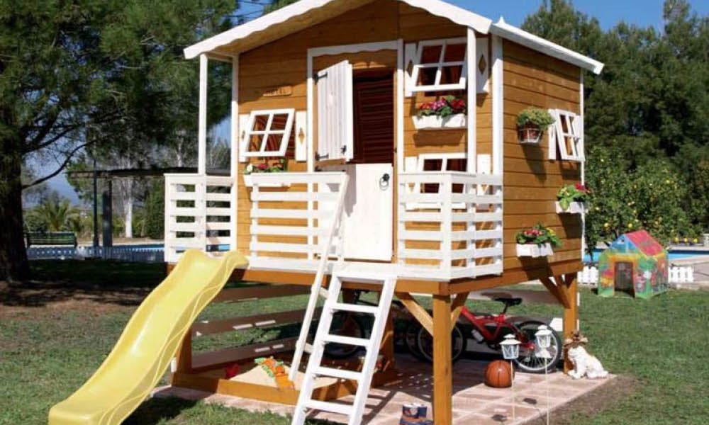 Construire une cabane en bois pour enfant : 5 projets DIY