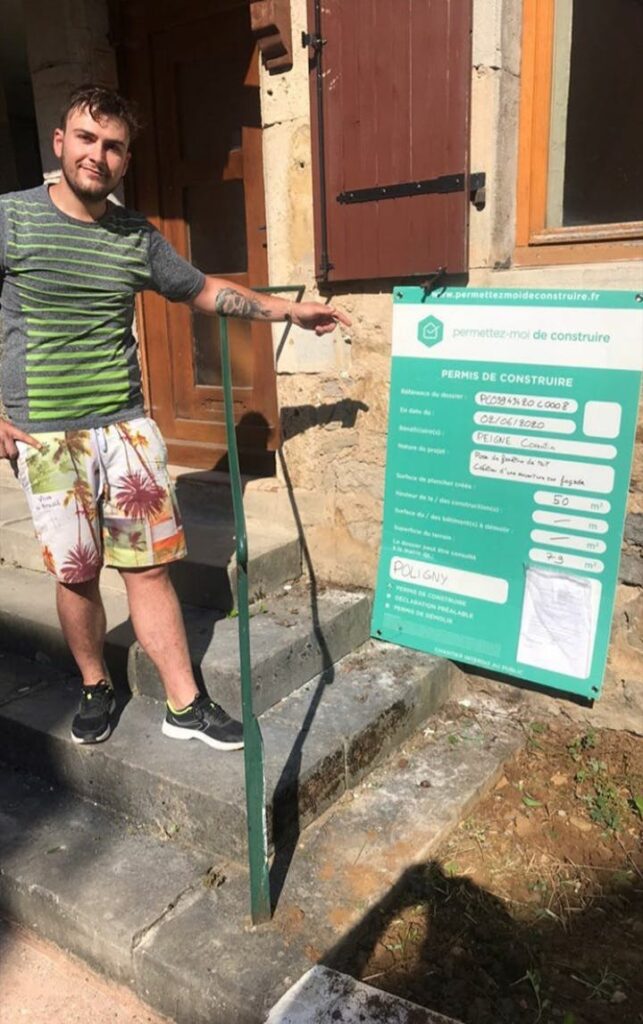 Corentin obtient le permis de construire pour l’aménagement de ses combles à Poligny