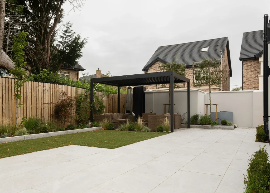 Faut-il une autorisation pour une pergola ? Réglementation et démarches à connaître