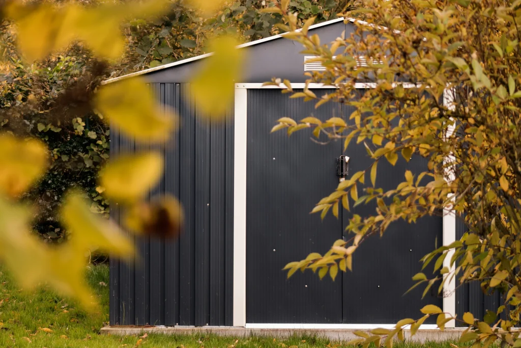 Réglementation abri de jardin : quelles règles à respecter avant d’installer le vôtre ?