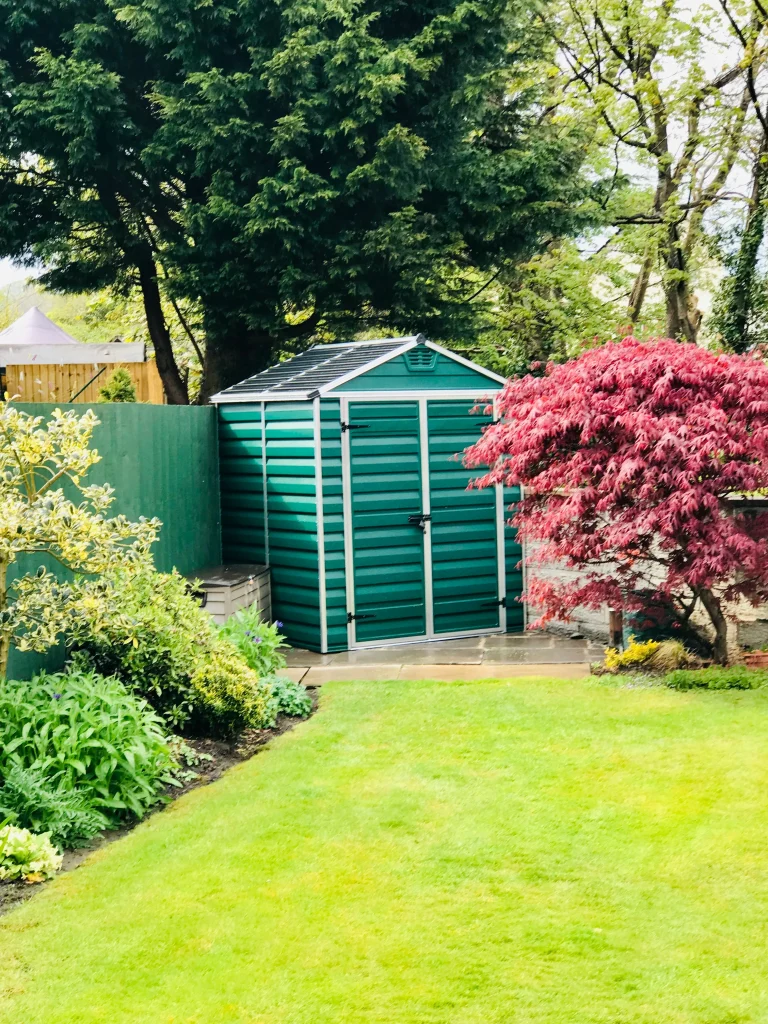 Réglementation d’un abri de jardin démontable : ce qu’il faut savoir avant d’installer le vôtre