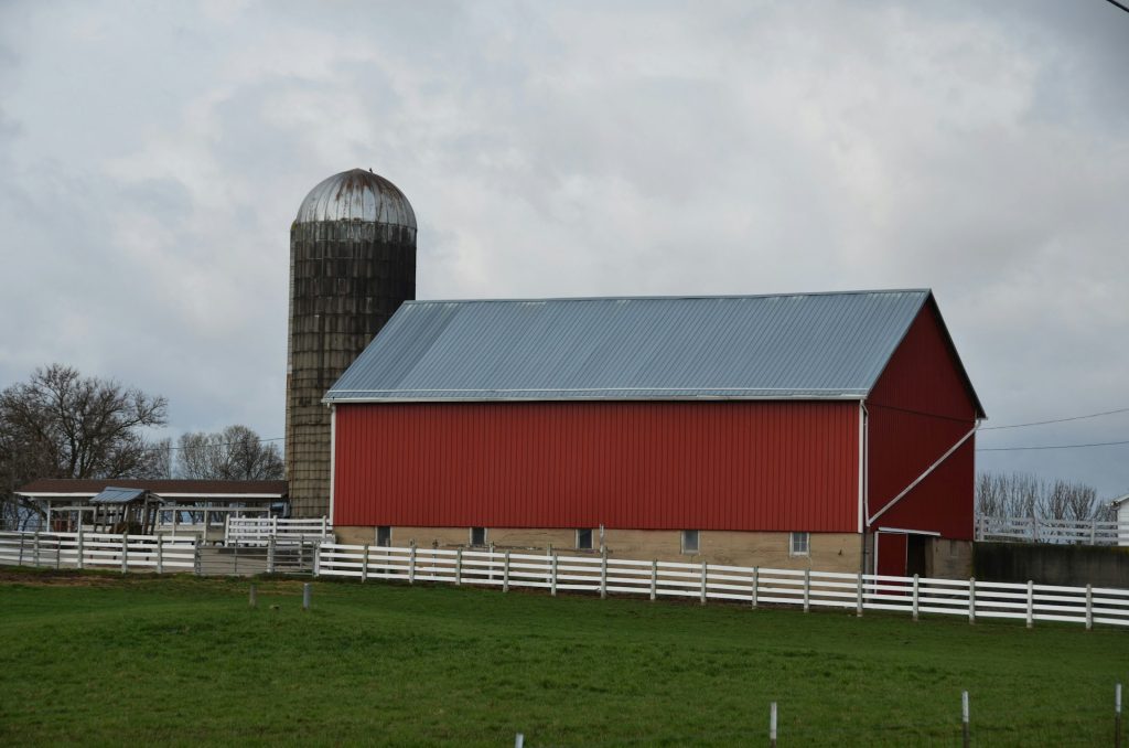 Accélérer l’acquisition de permis pour bâtiments agricoles : le guide complet pour agriculteurs